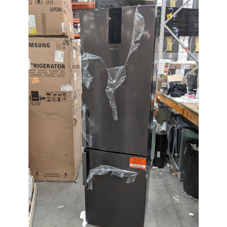 Refurbished Hotpoint H7T911TKSH 368 Litre 70/30 Freestanding Fridge Freezer
