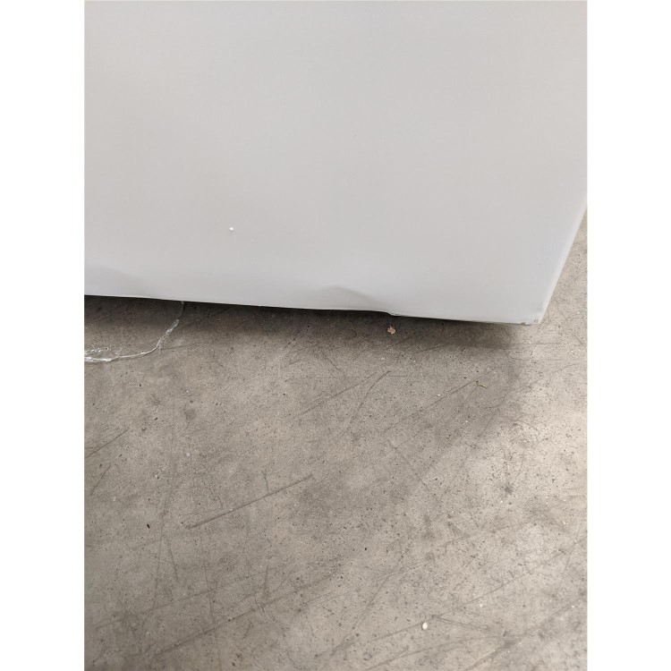 Refurbished Indesit OS1A200H2 204 Litre Chest Freezer 65cm Deep 80cm Wide - White