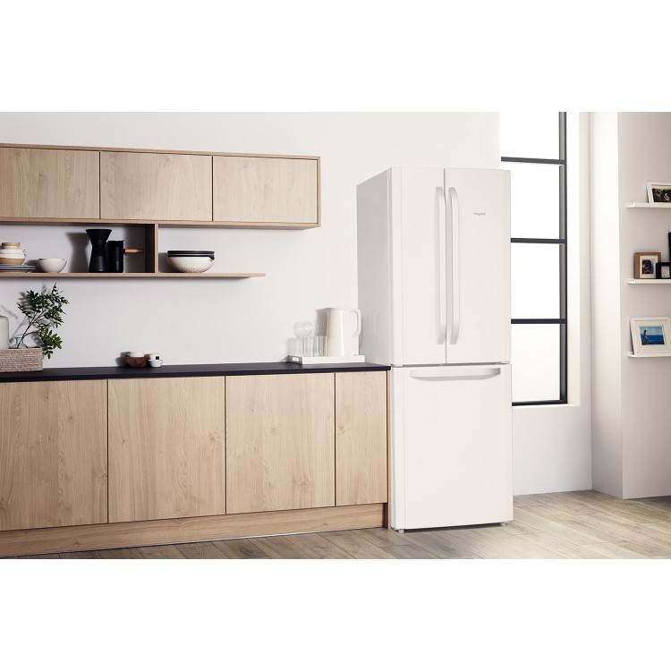 Hotpoint 452 Litre 60/40 Freestanding Total No Frost Fridge Freezer - White