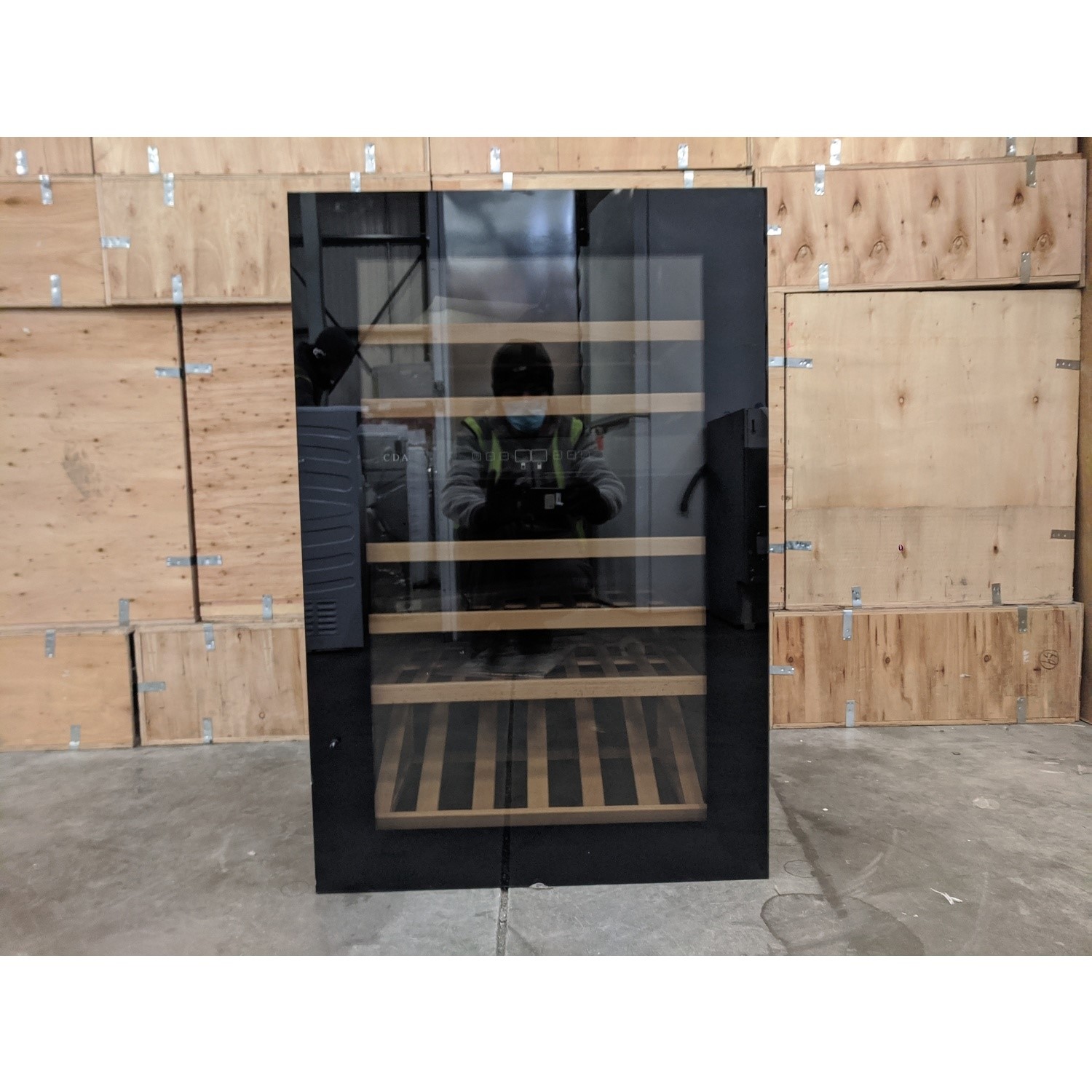 Refurbished CDA FWV902BL Integrated 55 Bottle Dual Zone Wine Cooler Black BuyItDirect.ie