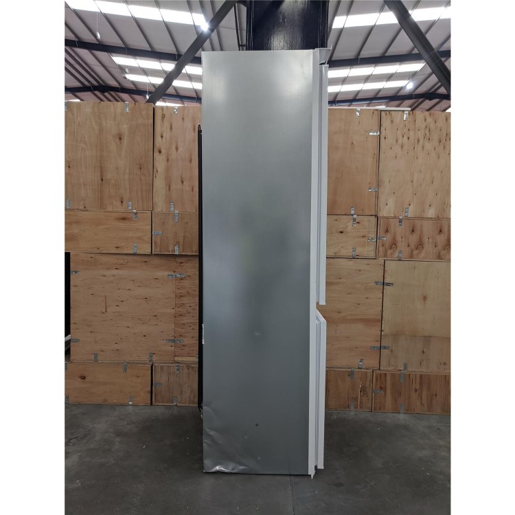 Refurbished Indesit IB7030A1DUK1 70-30 Integrated Fridge Freezer