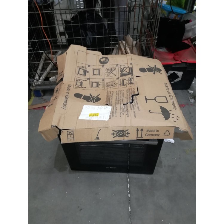 Refurbished Bosch HBG634BB1B 60cm Single Built In Electric Oven Black