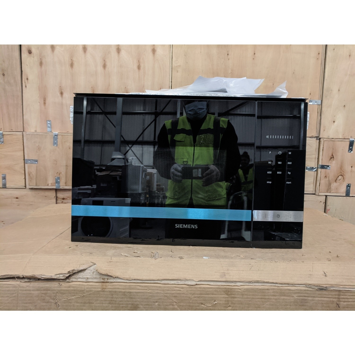 Refurbished Siemens iQ500 BF525LMS0B Built In 20L 800W Microwave