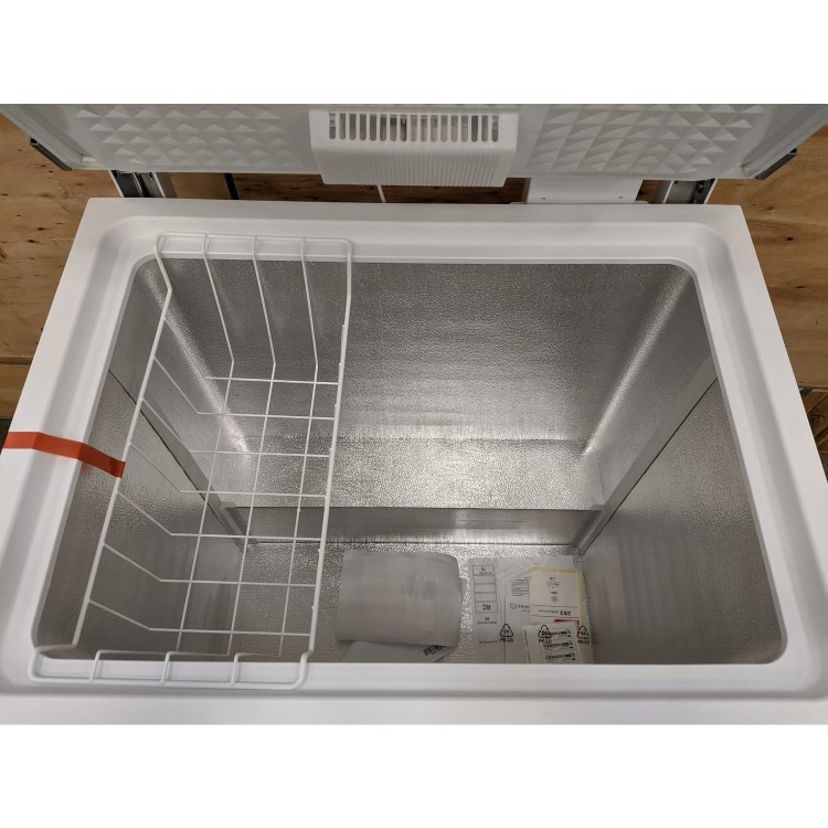 Refurbished Indesit OS1A200H21 204 Litre Chest Freezer White