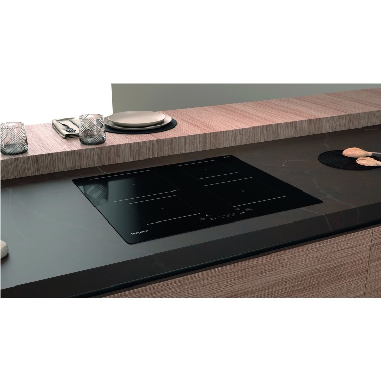Refurbished Hotpoint TQ1460SNE 59cm 4 Zone Induction Hob Black