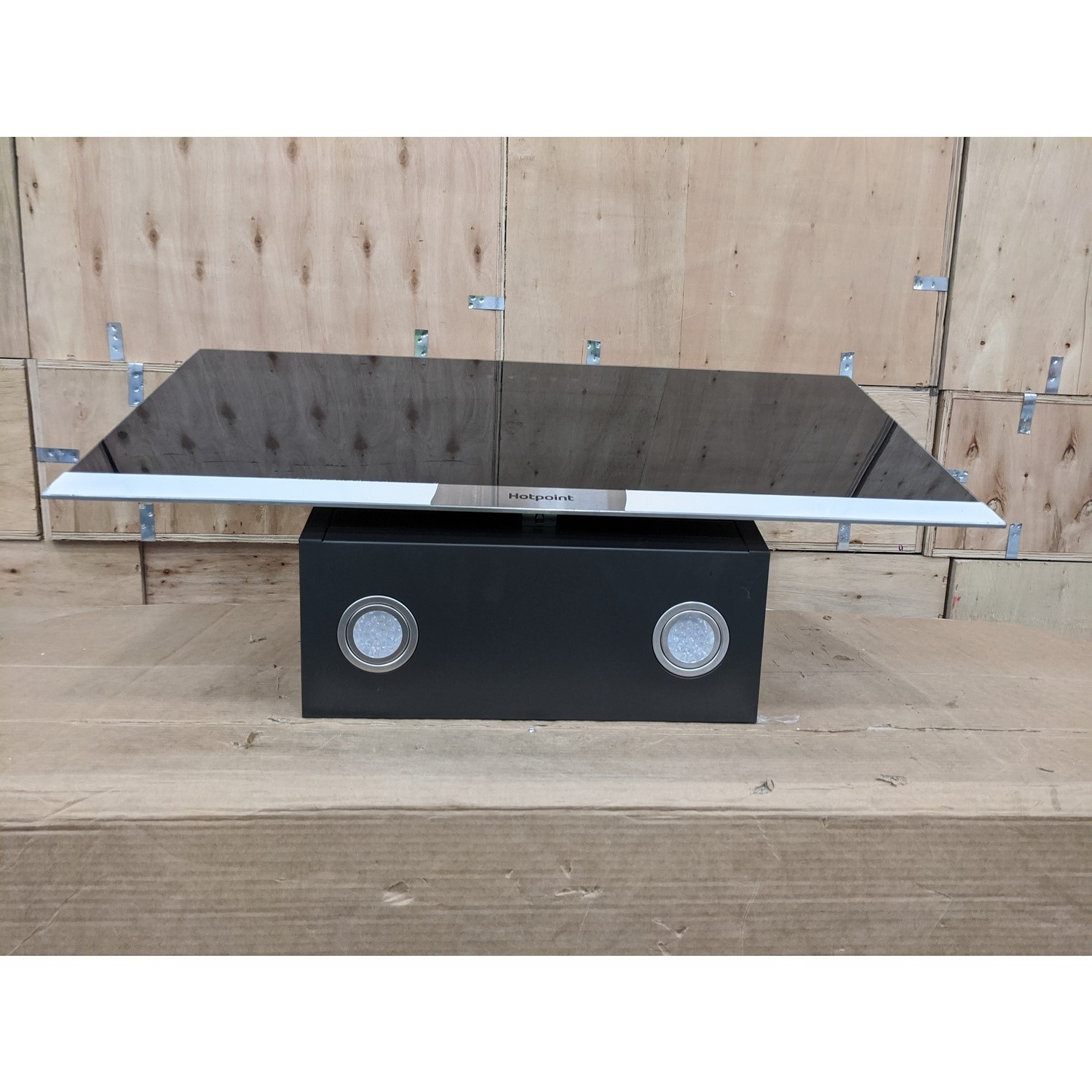 Refurbished Hotpoint PHVP87FLTK 80cm Angled Glass Chimney Cooker Hood