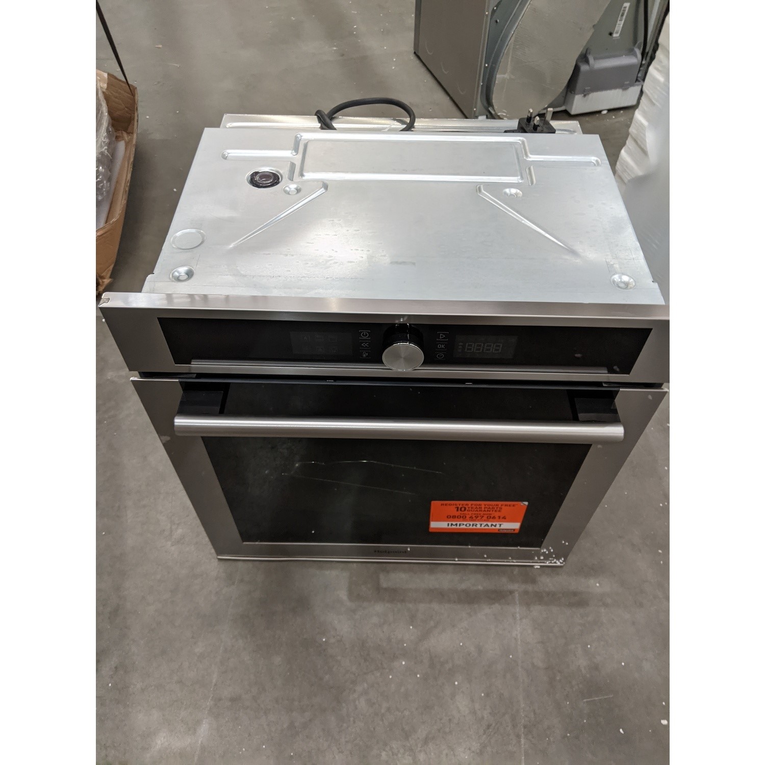 Refurbished Hotpoint SI4854PIX 60cm Single Built In Electric Oven with LCD Control Panel