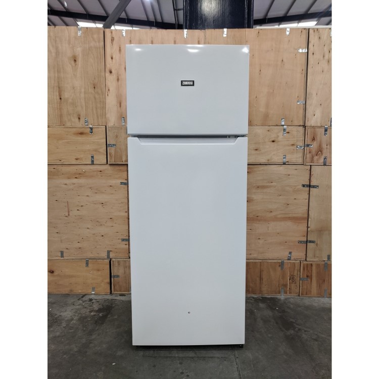 Refurbished Zanussi ZTAN24FW0 Freestanding 205 Litre 80/20 Fridge Freezer White