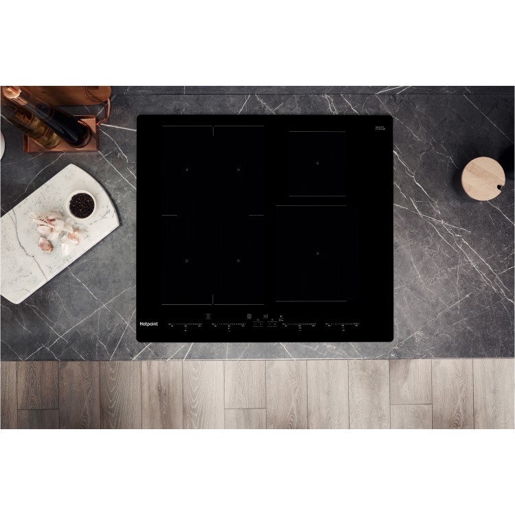 Hotpoint 65cm 4 Zone Induction Hob with Flexi Pro
