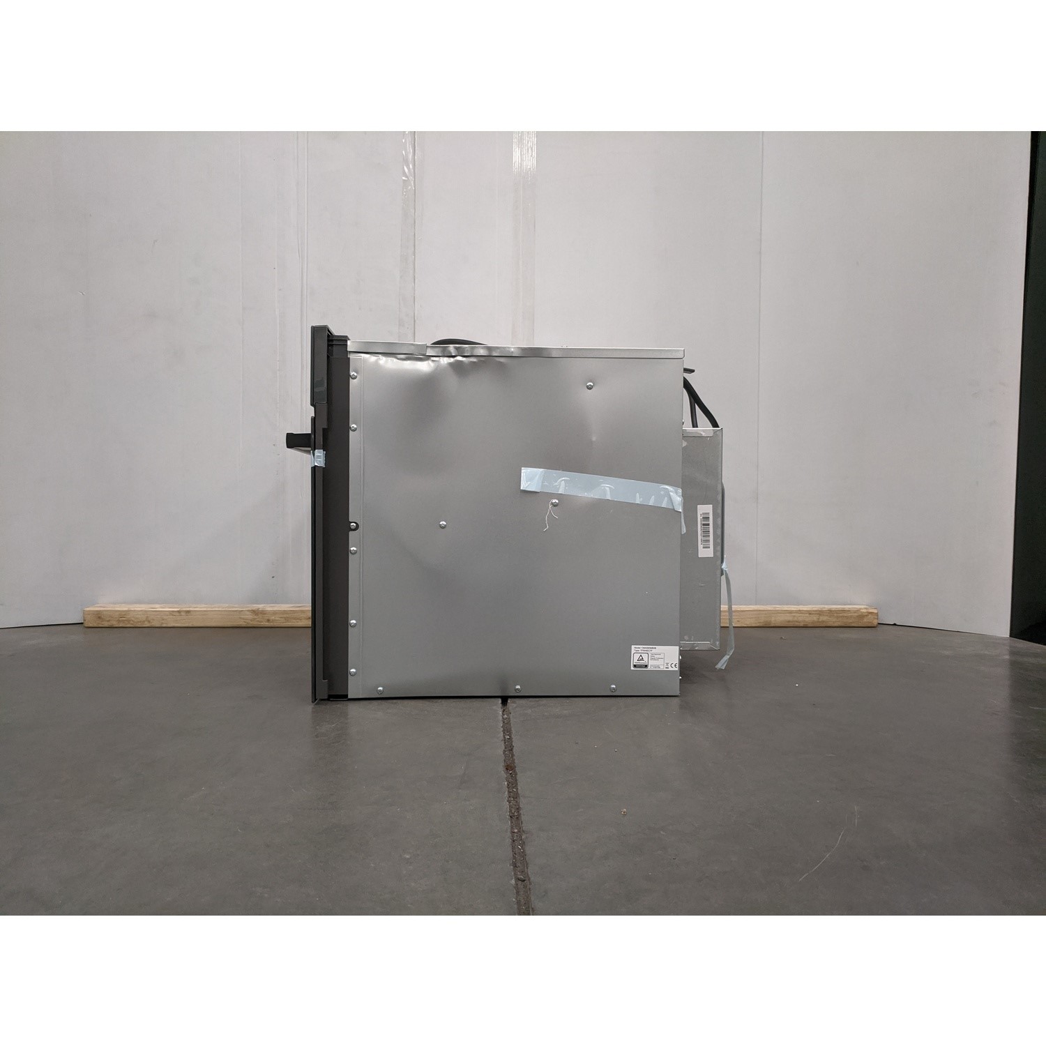 Refurbished Bosch Serie 4 CMA583MB0B Built In 44L With Grill 900W