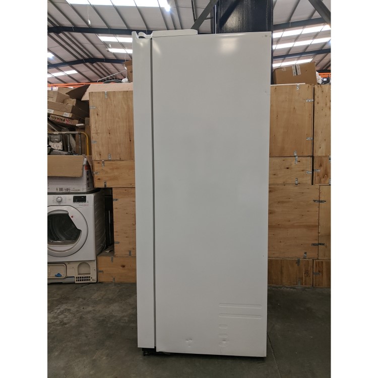 Refurbished Samsung 7 Series RS67A8810WW 609 Litre American Fridge Freezer White