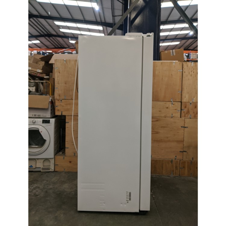Refurbished Samsung 7 Series RS67A8810WW 609 Litre American Fridge Freezer White