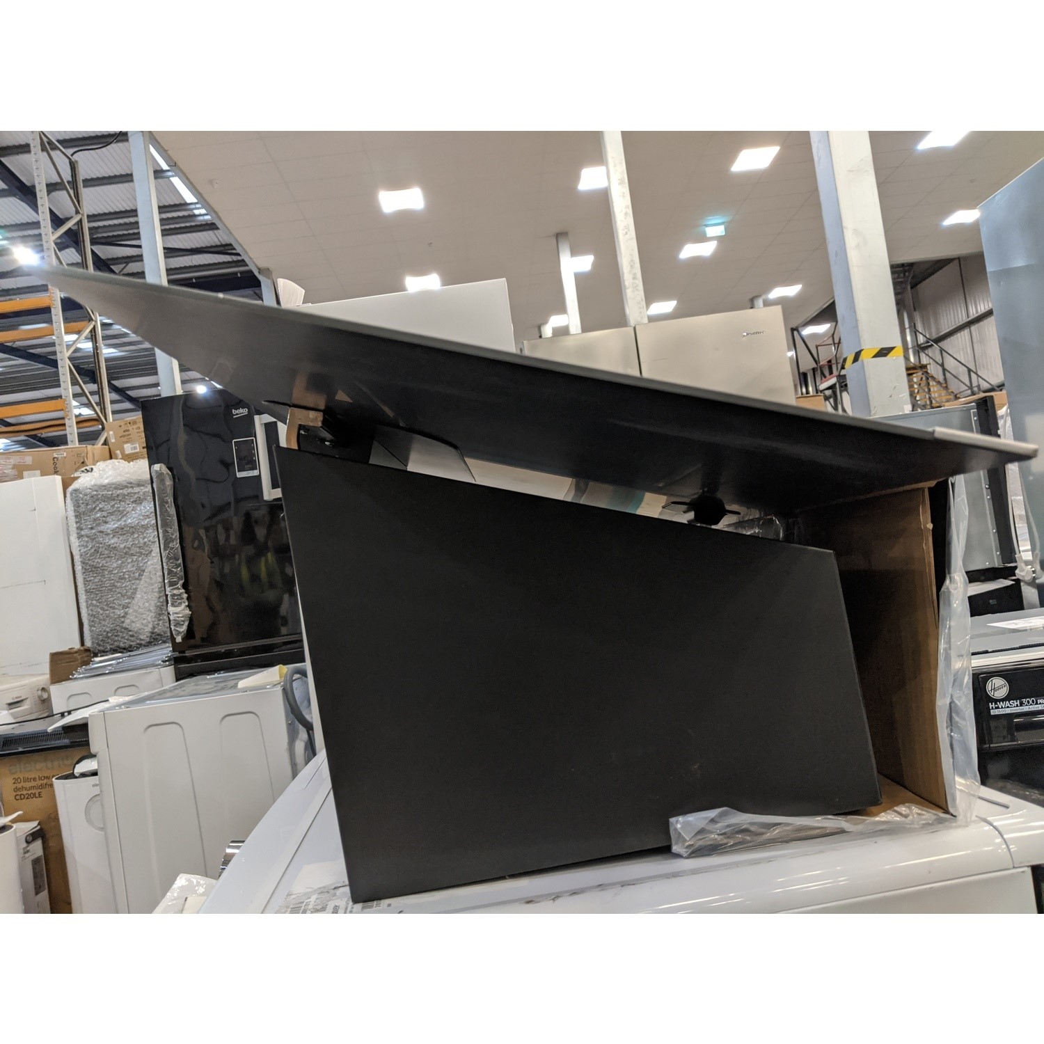 Refurbished Hotpoint PHVP87FLTK 80cm Angled Cooker Hood Black