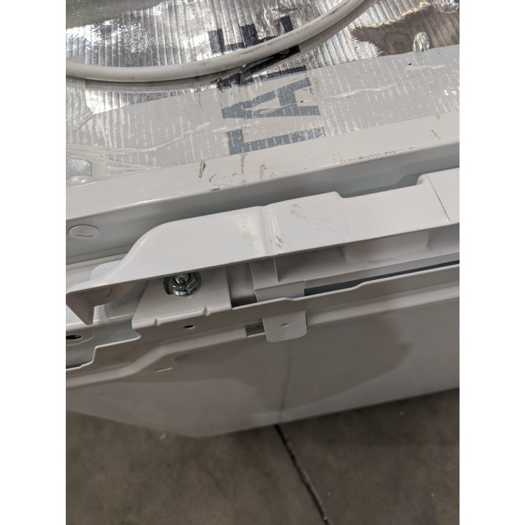 Refurbished AEG SKB582F1AF Integrated Under Counter 133 Litre Larder Fridge
