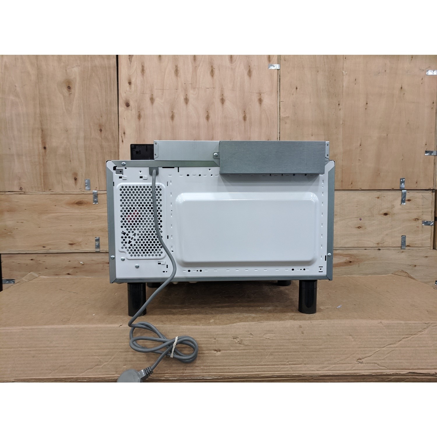 Refurbished Zanussi Series 20 ZMBN4SK Built In 25L 900W Microwave Black