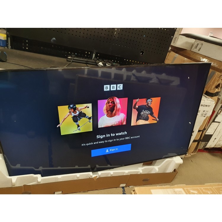 Refurbished Samsung 75" 4K Ultra HD with HDR10+ LED TV Plus Smart TV