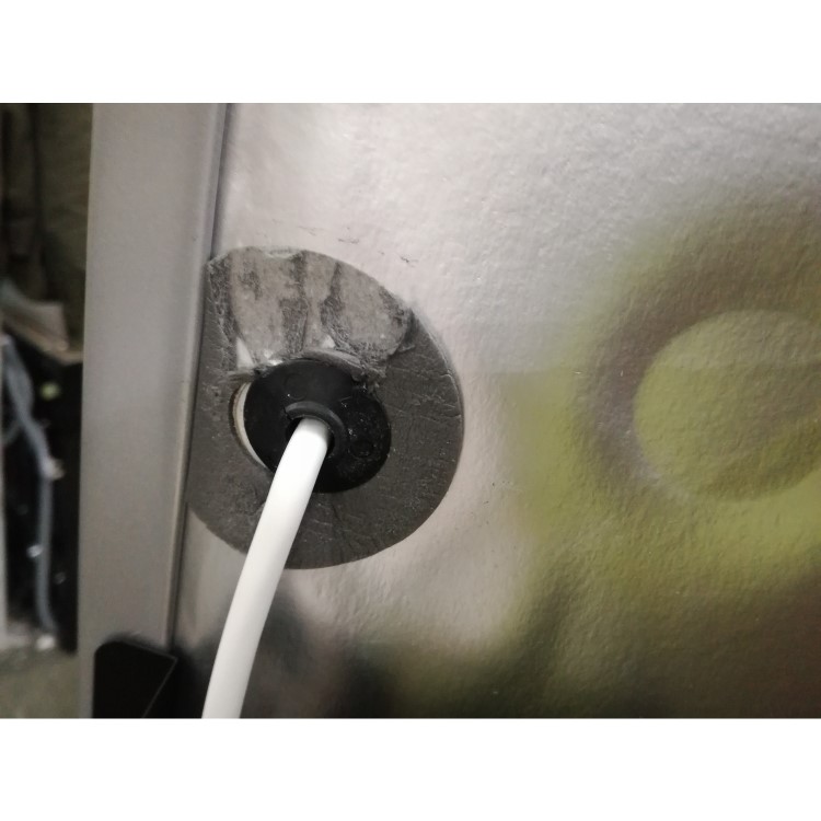 Refurbished Indesit IBD5515S1 Freestanding 208 Litre 60/40 Fridge Freezer Silver