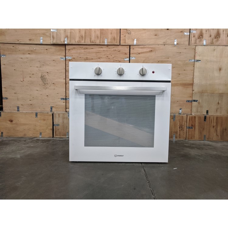 Refurbished Indesit Aria IFW6330WHUK 60cm Single Built In Electric Oven White