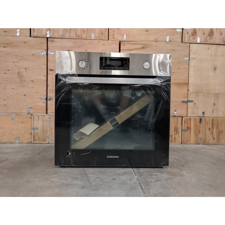 Refurbished Samsung NV70K3370BS 60cm Single Built In Electric Oven