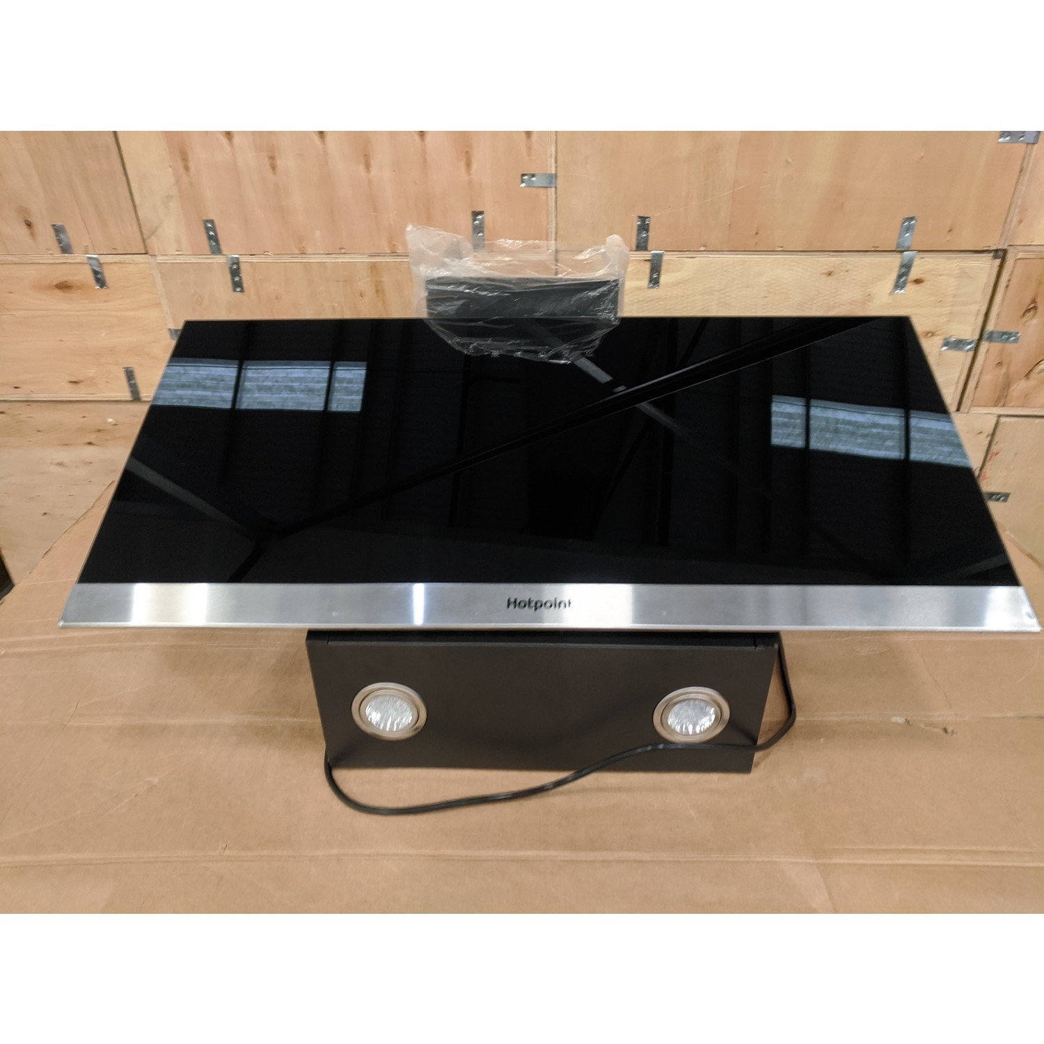 Refurbished Hotpoint PHVP87FLTK 80cm Angled Chimney Cooker Hood Black