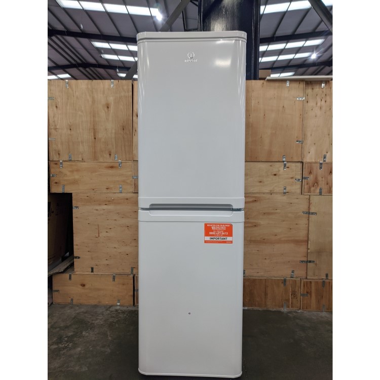 Refurbished Indesit IBD5517WUK1 Freestanding 234 Litre 50/50 Fridge Freezer White