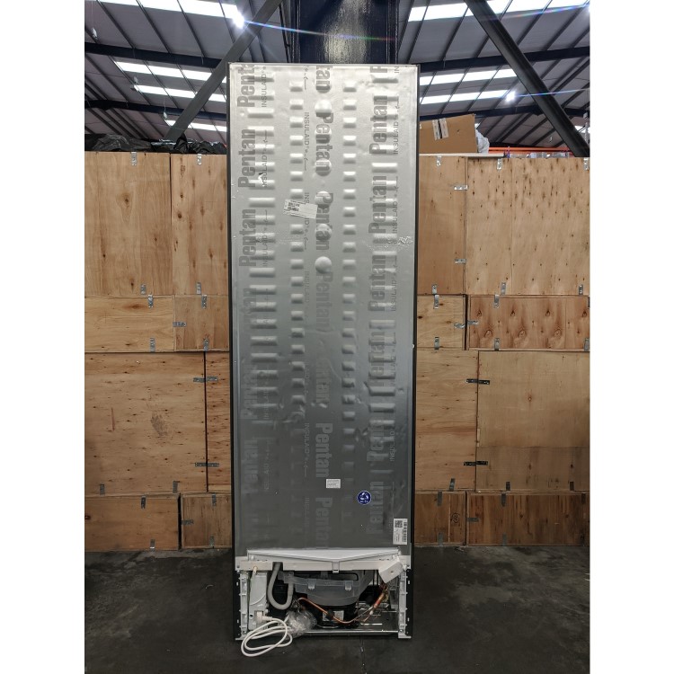 Refurbished Siemens KG36NXXDC Freestanding 324 Litre Fridge Freezer Black