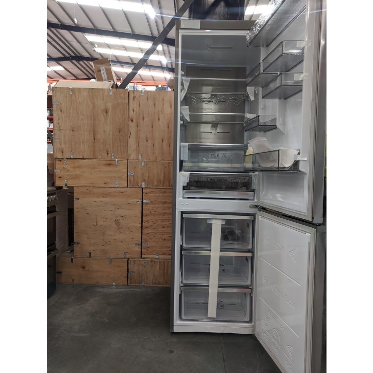 Refurbished Samsung RB36R8899SR Freestanding 350 Litre 60/40 Frost Free Fridge Freezer Silver