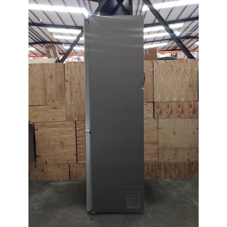 Refurbished Samsung RB36R8899SR Freestanding 350 Litre 60/40 Frost Free Fridge Freezer Silver