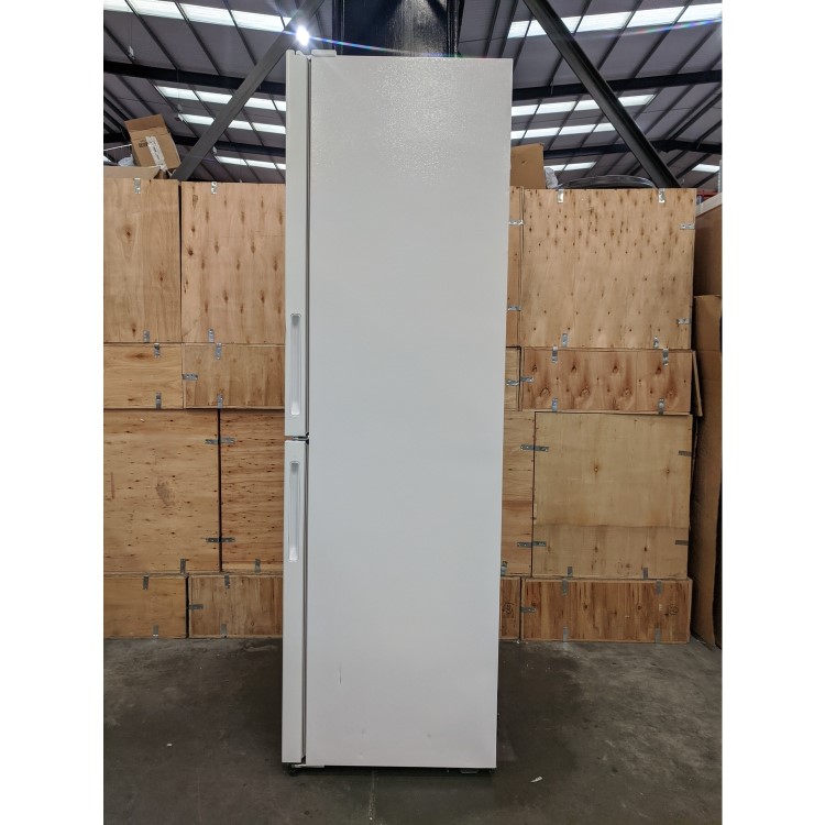 Refurbished Bosch KGN27NWFAG Freestanding 255 Litre Fridge Freezer White
