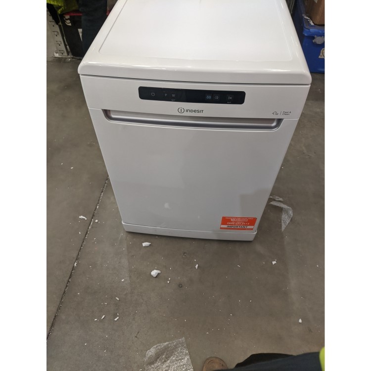 Refurbished Indesit DFO3T133FUK 14 Place Freestanding Dishwasher White