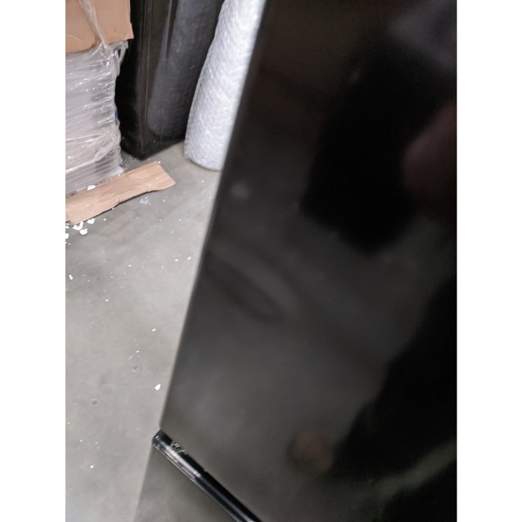 Refurbished Hisense RB327N4WB1 Freestanding 251 Litre 50/50 Fridge Freezer Black