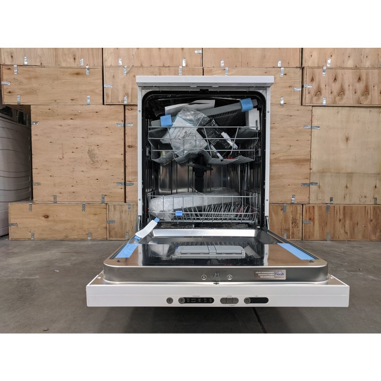 Refurbished Hisense HS661C60WUK 16 Place Freestanding Dishwasher White