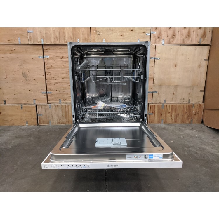 Refurbished Indesit DIE2B19UK 13 Place Fully Integrated Dishwasher