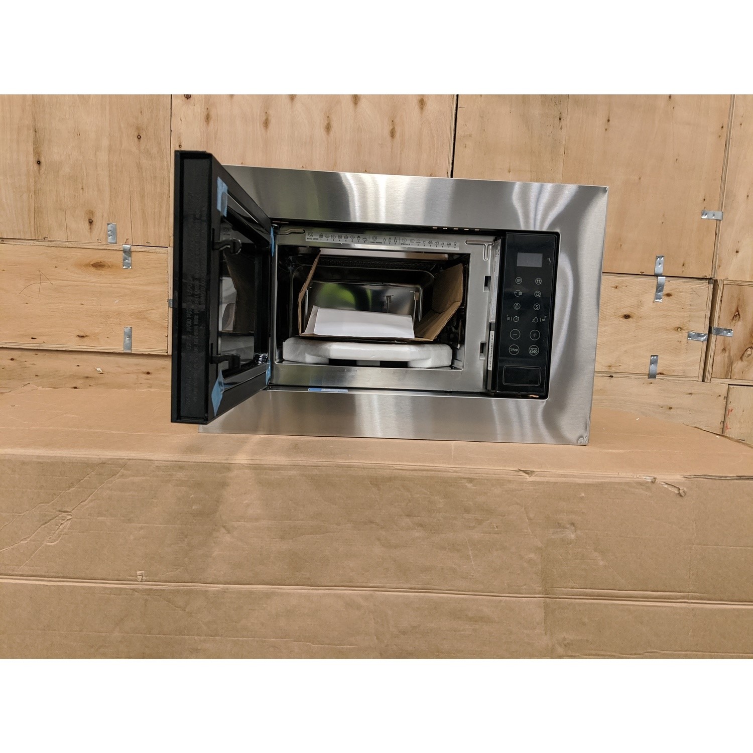 Refurbished Indesit MWI120GX Built In 20L with Grill 800W Microwave