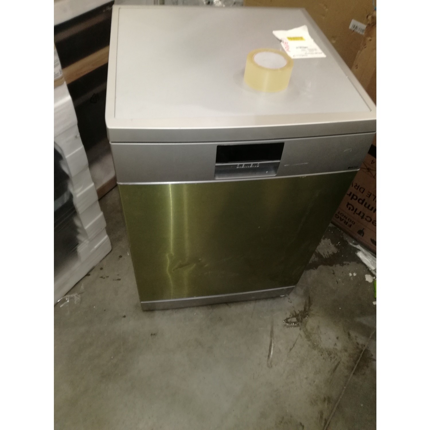 Refurbished Siemens iQ700 SN27YI01CE 14 Place Freestanding Dishwasher Silver Page 1 BuyItDirect.ie