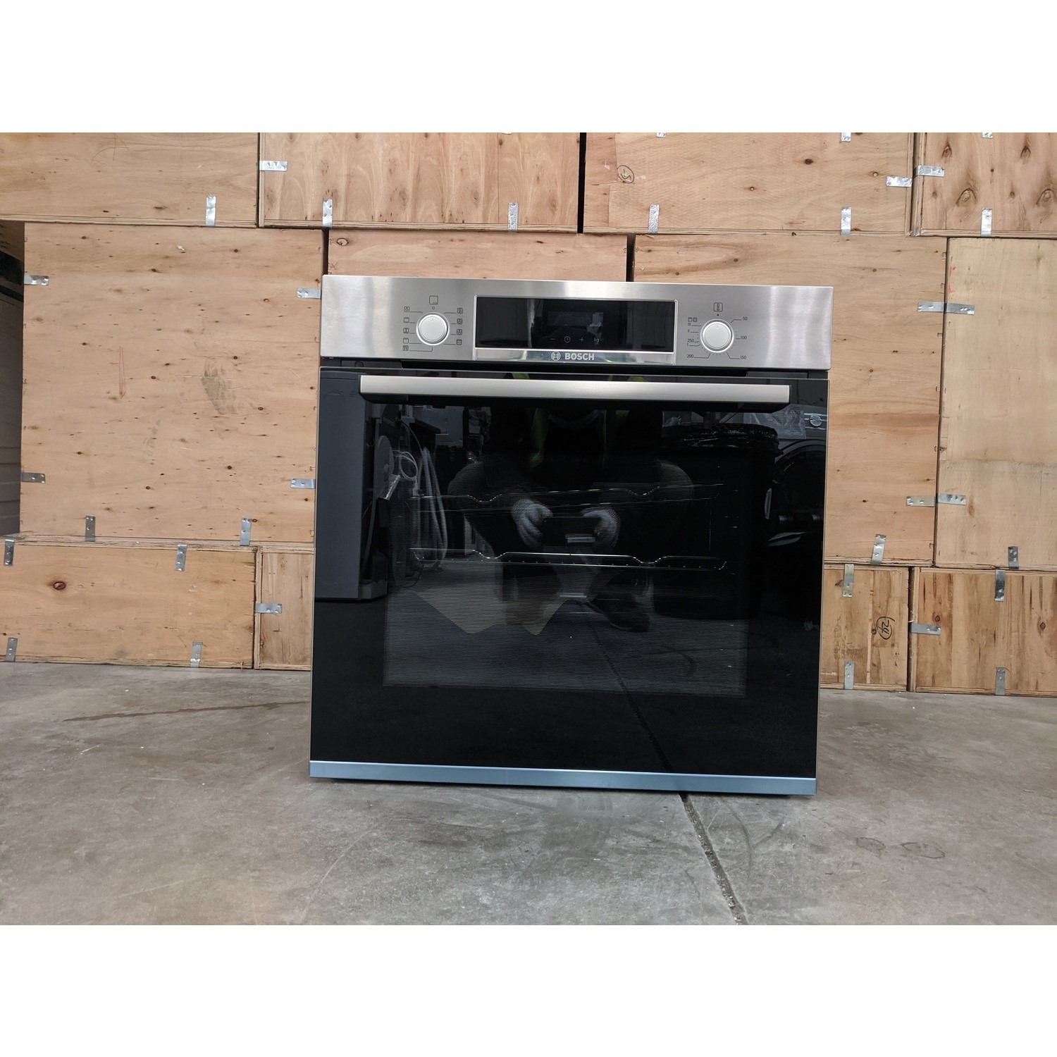 Refurbished Bosch Series 4 HBS573BS0B Multifunction 60cm Single Built