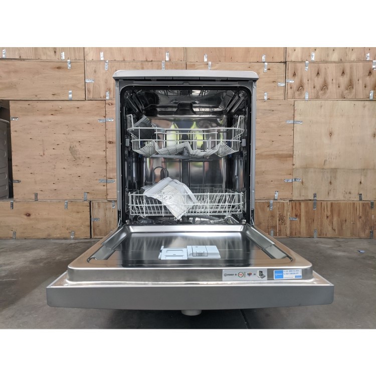 Refurbished Indesit DFE1B19XUK 13 Place Freestanding Dishwasher Silver