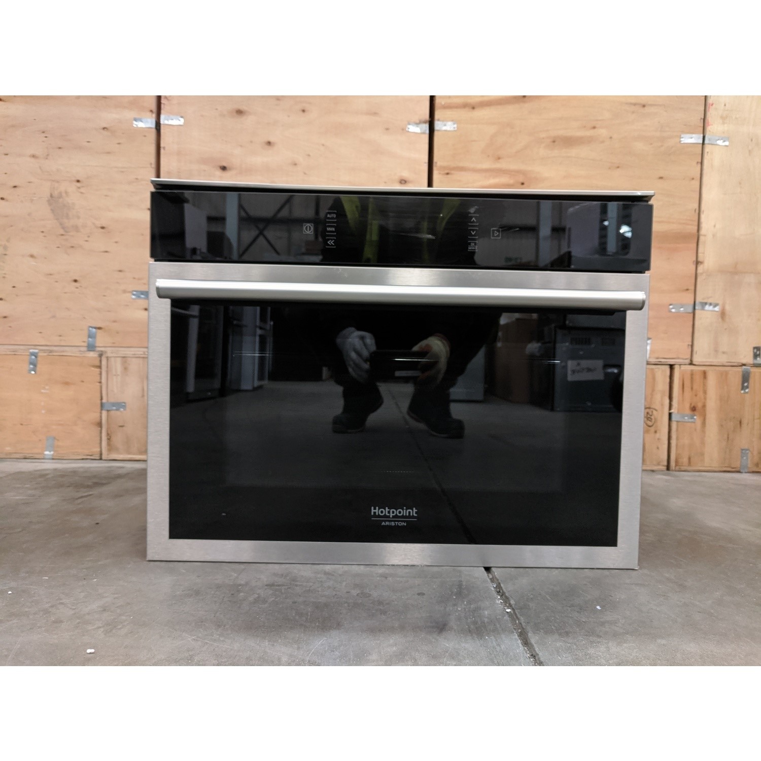 Refurbished Hotpoint MP676IXH Built In 40L Combination Microwave Oven