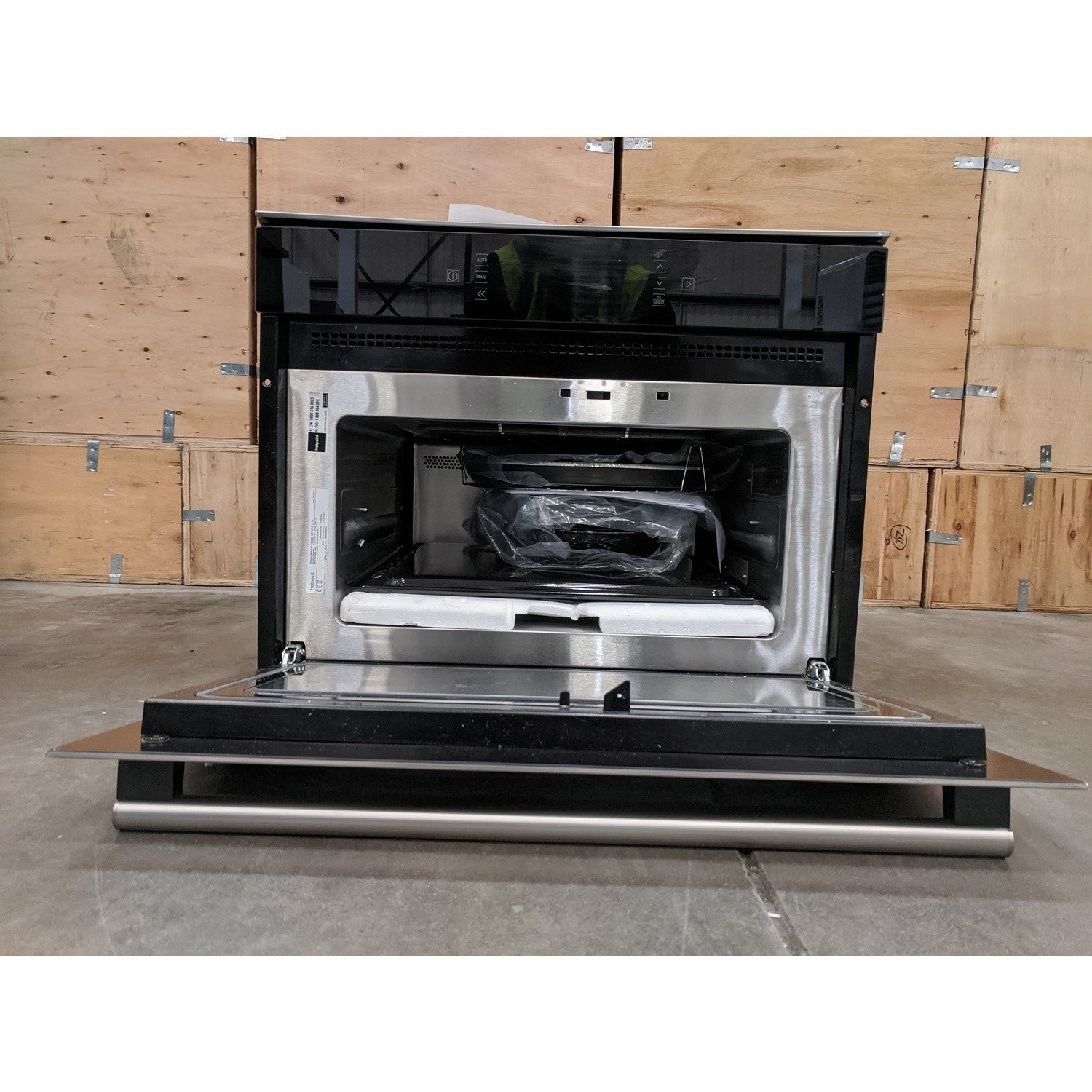 Refurbished Hotpoint MP676IXH Built In 40L Combination Microwave Oven