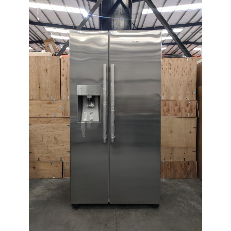 Refurbished Siemens KA93DVIFPG 533 Litre American Fridge Freezer Stainless Steel