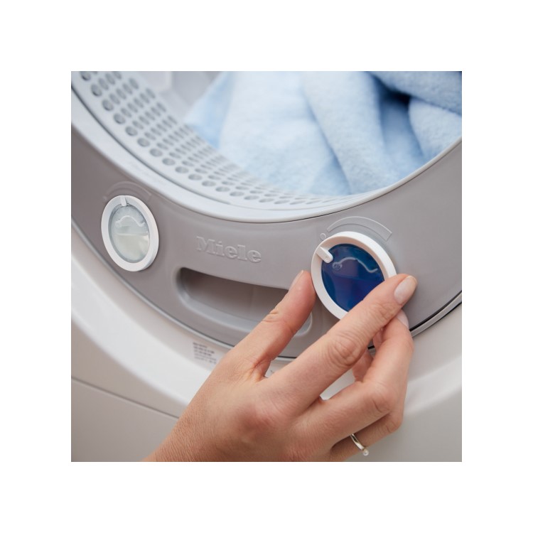 Miele 7kg Freestanding Heat Pump Tumble Dryer - White