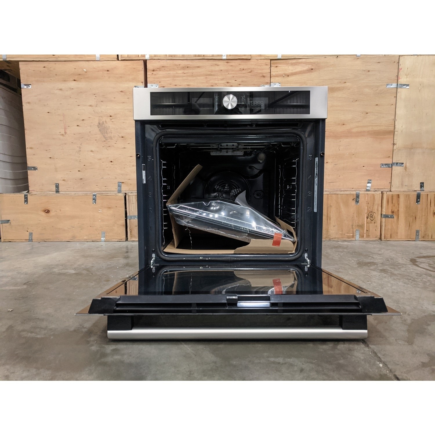 Refurbished Hotpoint SI4854PIX 60cm Single Built In Electric Oven with LCD Control Panel