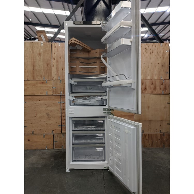 Refurbished Grundig GKFI7030 Integrated 255 Litre 70/30 Frost Free Fridge Freezer