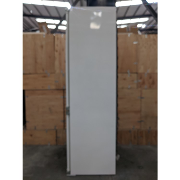 Refurbished Grundig GKFI7030 Integrated 255 Litre 70/30 Frost Free Fridge Freezer