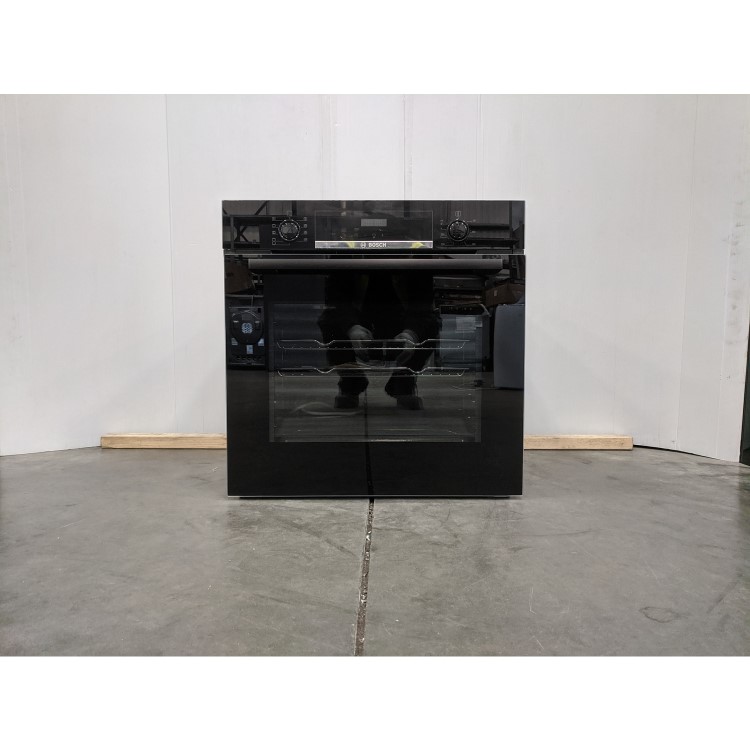 Refurbished Bosch Serie 4 HBS534BB0B Single Built In Electric Oven with Catalytic Cleaning Black