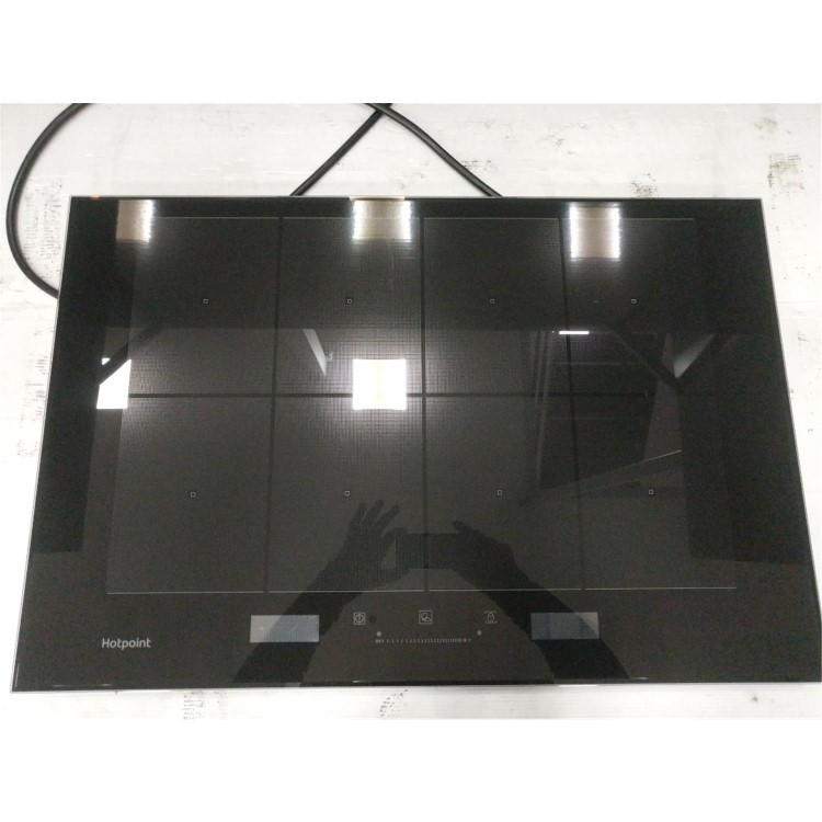 Refurbished Hotpoint ACP778CBA 77cm 8 Zone Induction Hob