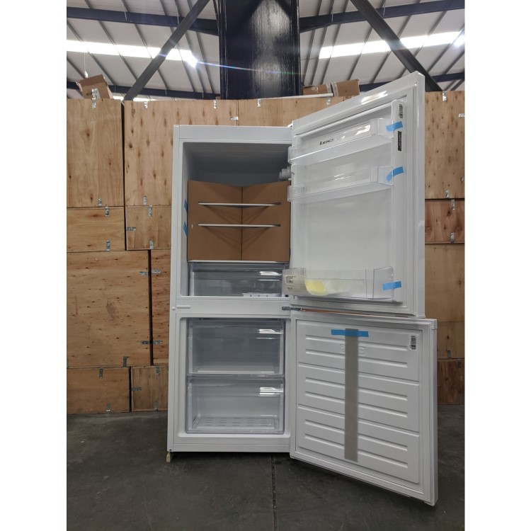Refurbished Lec TFL55148 Freestanding 200 Litre 60/40 Fridge Freezer White