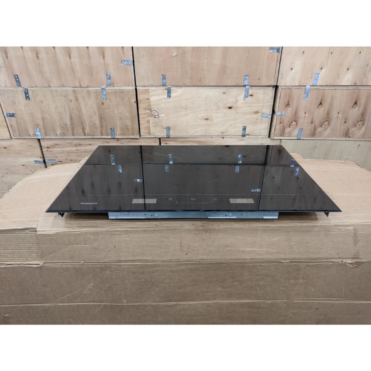 Refurbished Hotpoint ACP778CBA 77cm 8 Zone Induction Hob