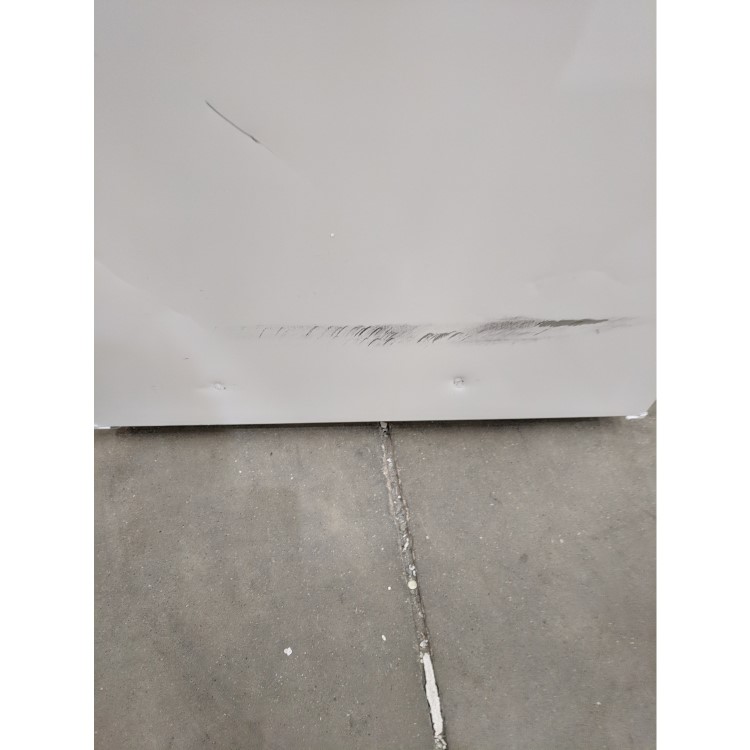 Refurbished Indesit IB7030A1DUK1 Integrated 273 Litre 70/30 Low Frost Fridge Freezer White