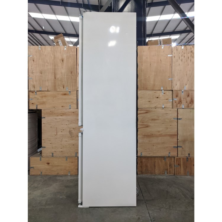 Refurbished Beko BCB7030F Integrated 262 Litre 70/30 Frost Free Fridge Freezer